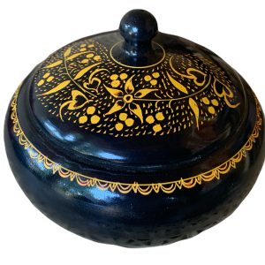 veronsky_laksha box carved